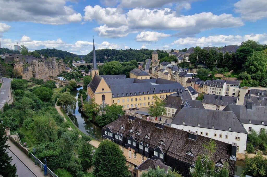 Discover Luxembourg 🇱🇺 Paris to Luxembourg City